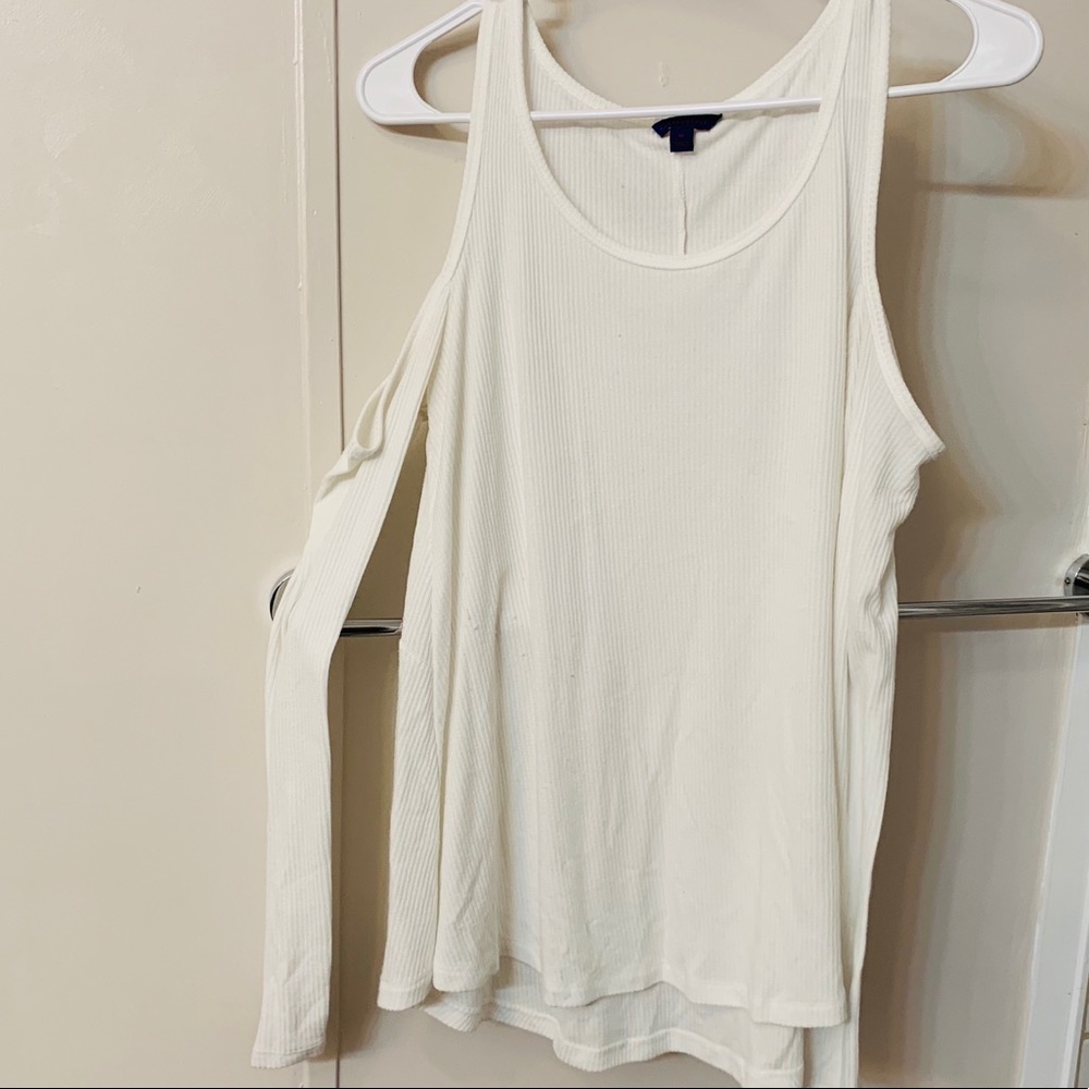Aeropostale Open Shoulder Blouse
